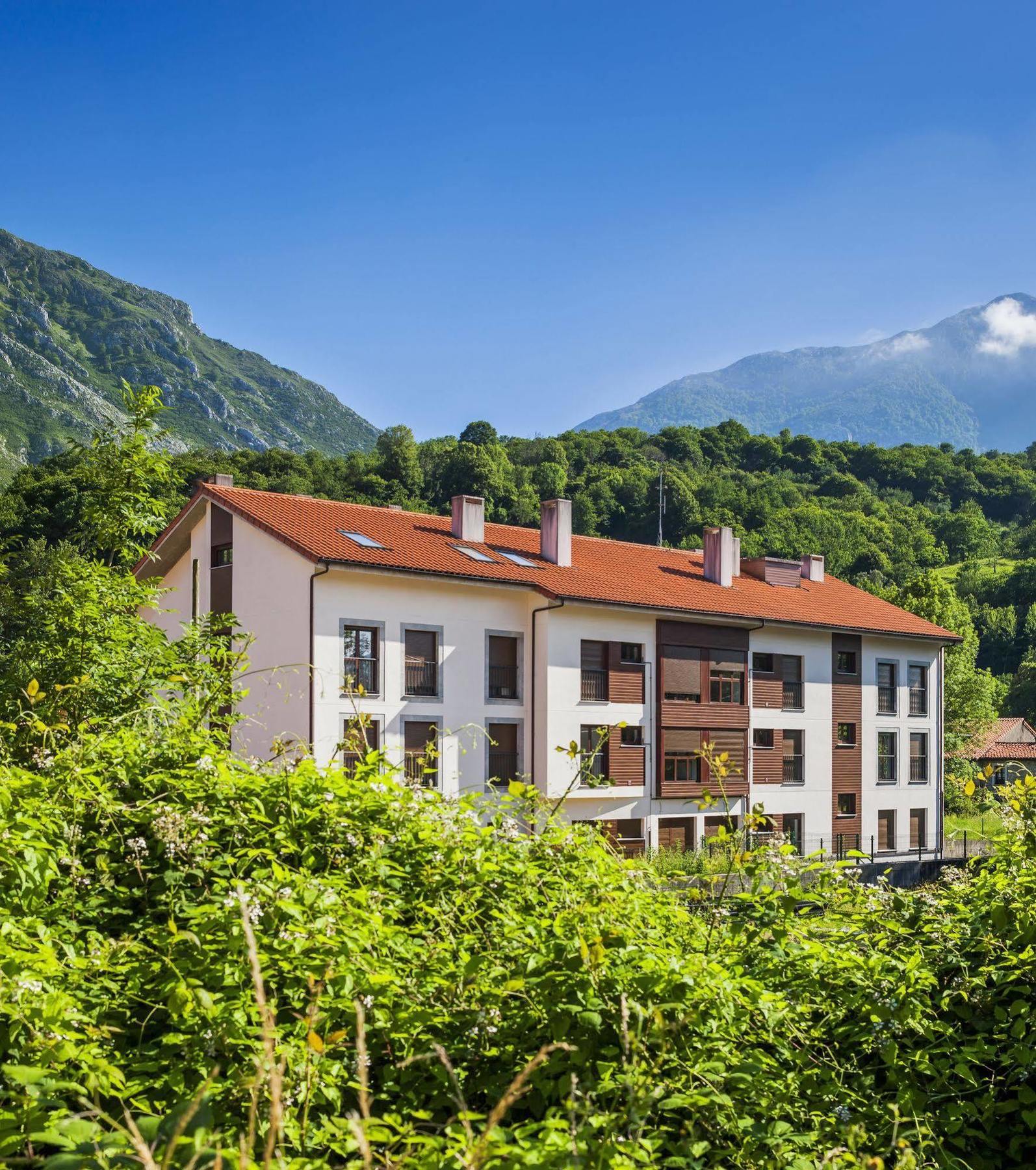Apartamentos El Caxigu Arenas De Cabrales Ngoại thất bức ảnh